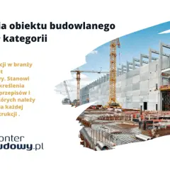 Budowa obiektu budowlanego z żurawiami i betonowymi elementami. Kategoryzacja obiektów budowlanych jest kluczowa.