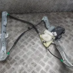 Mechanizm podnoszenia szyby samochodowej z silniczkiem.