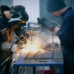 Jak spawać spawarką inwertorową? Poradnik MMA krok po kroku