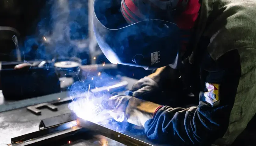 Spawanie aluminium TIG: Kompletny poradnik dla perfekcyjnej spoiny