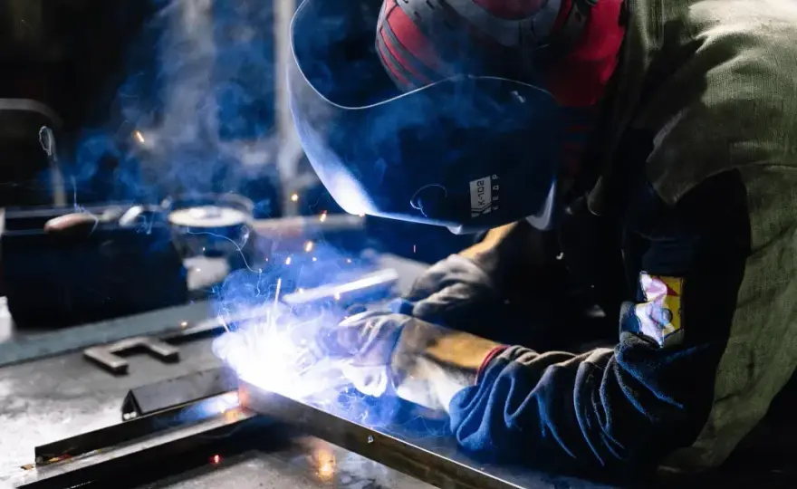Spawanie aluminium TIG: Kompletny poradnik dla perfekcyjnej spoiny